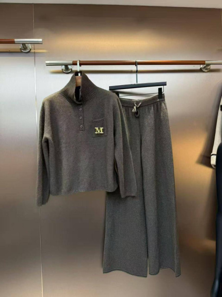 КОСТЮМ MAX MARA  81131 фото анонса