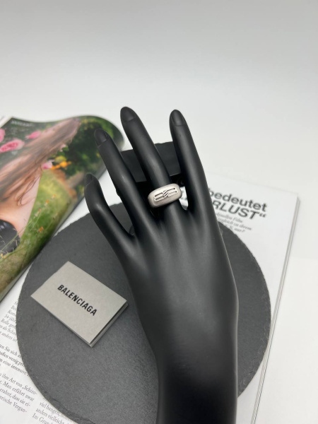 КОЛЬЦО BALENCIAGA 73995 фото анонса