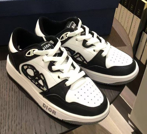 ДЕТСКИЕ КРОССОВКИ CHRISTIAN DIOR 