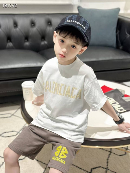 ДЕТСКИЙ КОСТЮМ BALENCIAGA  78048 фото анонса