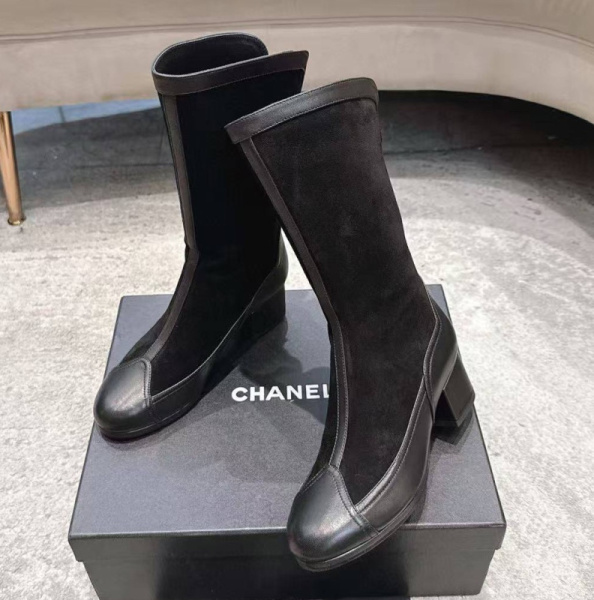 САПОГИ CHANEL 