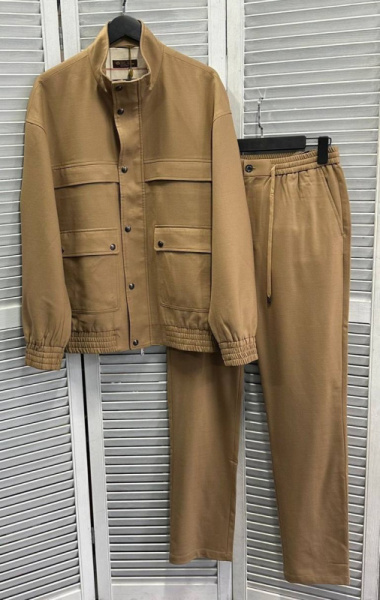 МУЖСКОЙ КОСТЮМ LOUIS VUITTON 