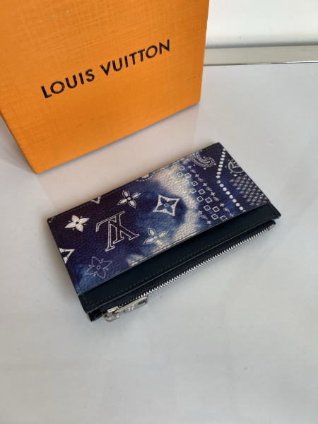 ВИЗИТНИЦА LOUIS VUITTON  67843 фото анонса