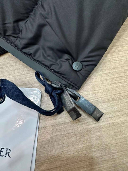 МУЖСКОЙ ЖИЛЕТ MONCLER  71147 фото анонса