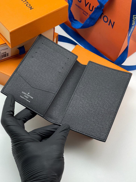 МУЖСКАЯ ОБЛОЖКА НА ПАСПОРТ LOUIS VUITTON  57243 фото анонса
