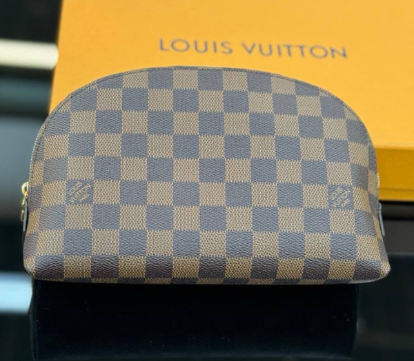 КОСМЕТИЧКА LOUIS VUITTON 