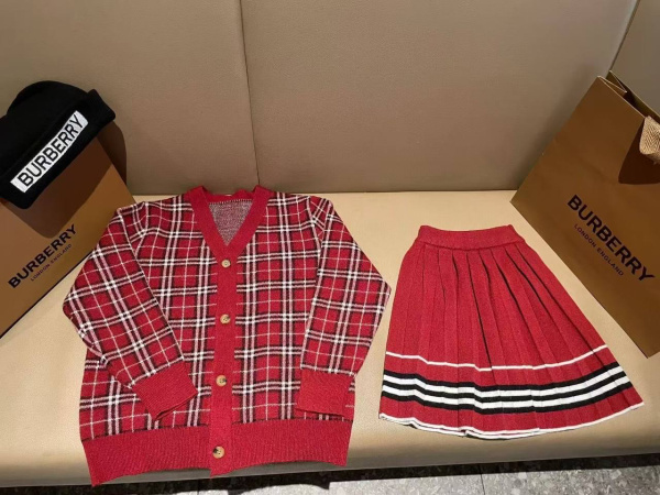 ДЕТСКИЙ КОСТЮМ BURBERRY  81408 фото анонса