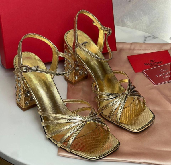 БОСОНОЖКИ VALENTINO 