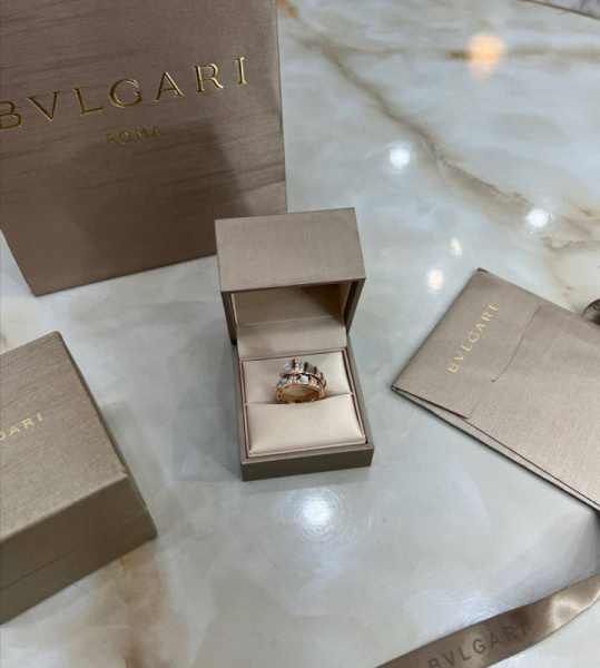 КОЛЬЦО BVLGARI