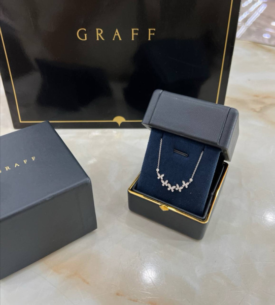 КОЛЬЕ GRAFF