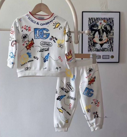 ДЕТСКИЙ КОСТЮМ DOLCE & GABBANA 
