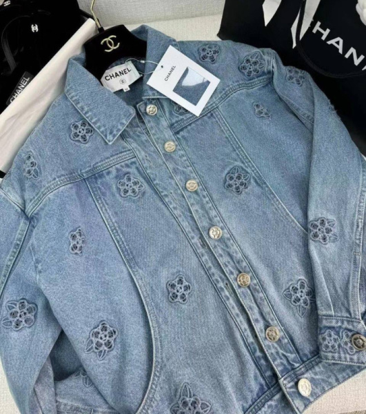 КУРТКА ДЖИНСОВКА CHANEL