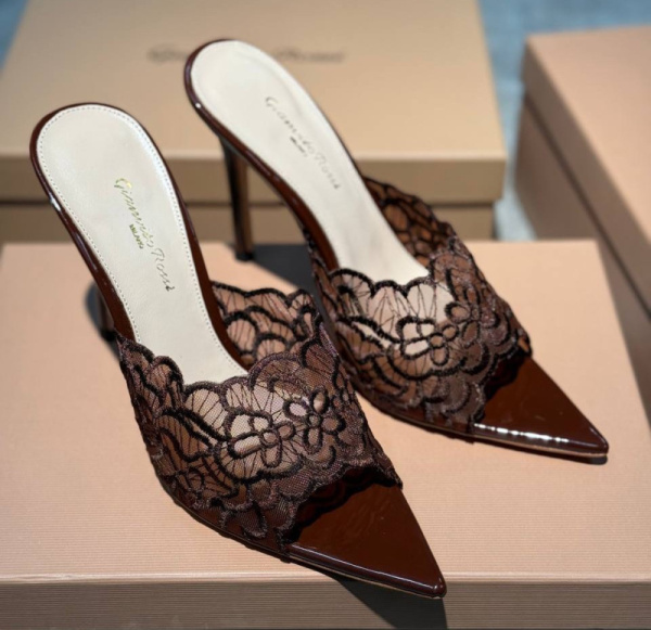 ШЛЕПКИ GIANVITO ROSSI 