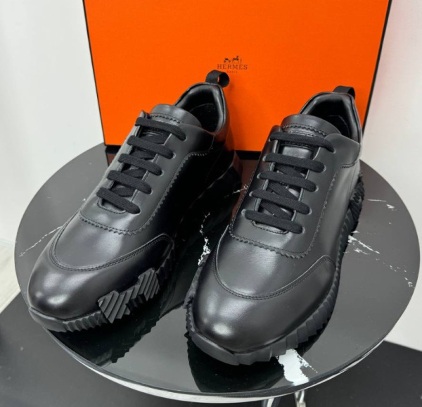 МУЖСКИЕ КРОССОВКИ HERMES 