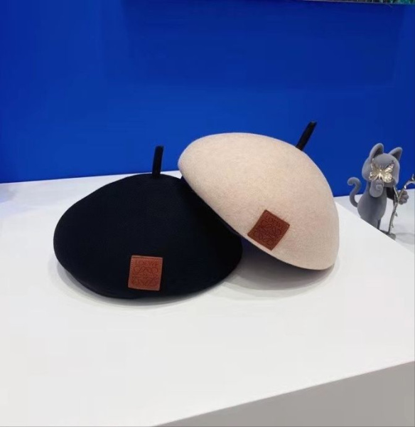 БЕРЕТ LOEWE 44838 фото анонса