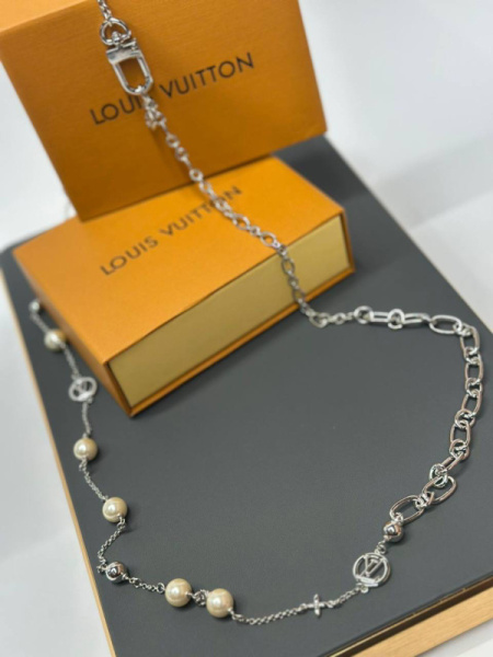 БУСЫ LOUIS VUITTON 