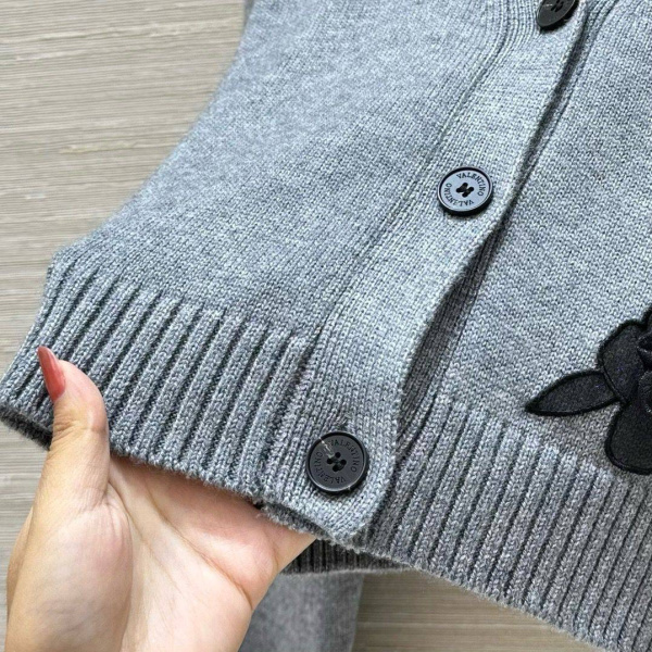 КАРДИГАН VALENTINO  72661 фото анонса