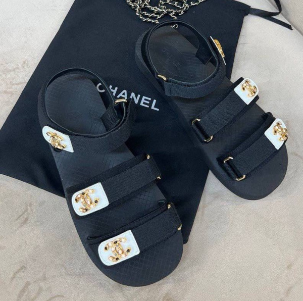 САНДАЛИИ CHANEL 