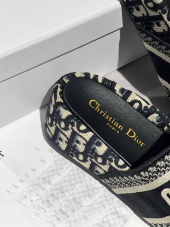 ШЛЕПКИ CHRISTIAN DIOR 50993 детальное фото товара