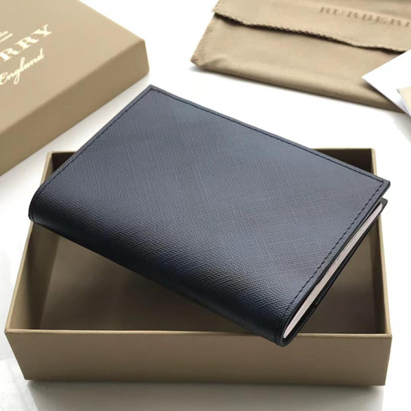 ОБЛОЖКА НА ПАСПОРТ BURBERRY 12443 фото анонса