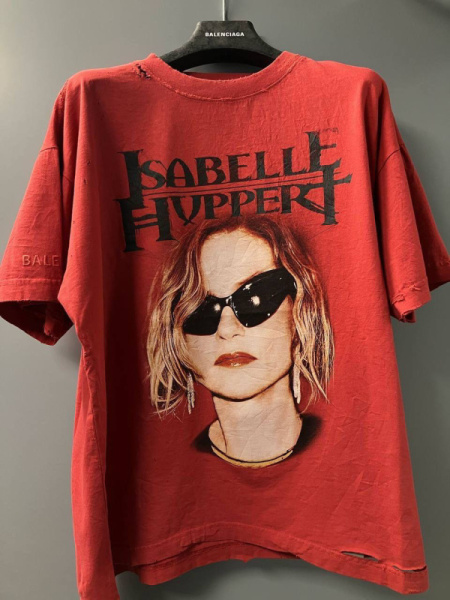 ФУТБОЛКА BALENCIAGA 