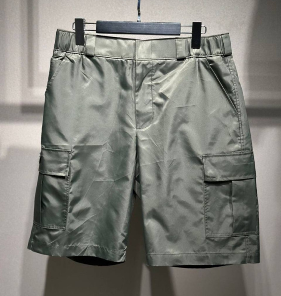 МУЖСКИЕ ШОРТЫ PRADA 