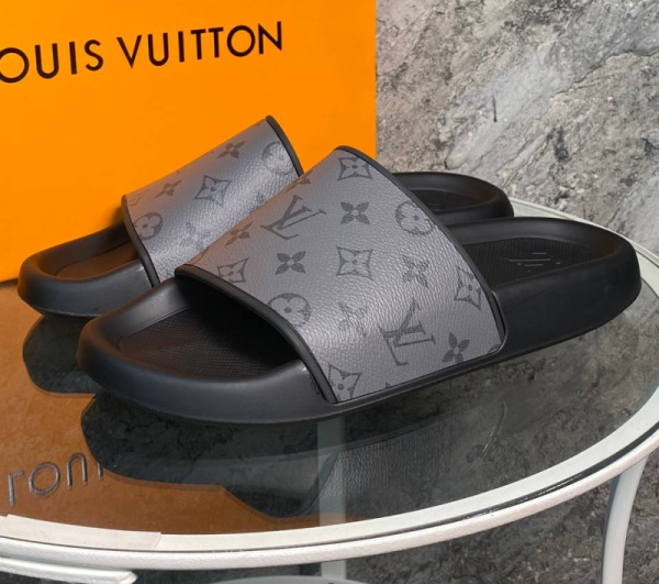 МУЖСКИЕ ШЛЕПКИ LOUIS VUITTON 