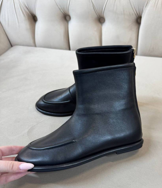 БОТИНКИ THE ROW  81811 фото анонса