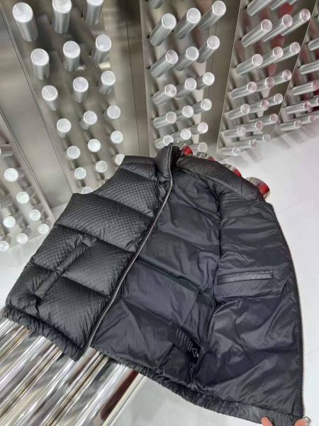 МУЖСКОЙ ЖИЛЕТ PRADA  70619 фото анонса