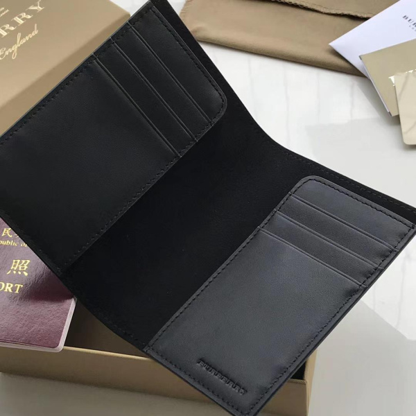 ОБЛОЖКА НА ПАСПОРТ BURBERRY 12443 фото анонса