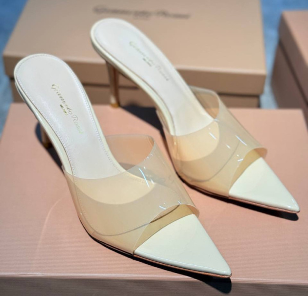 ШЛЕПКИ GIANVITO ROSSI 