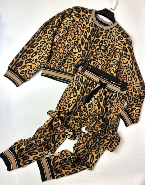 КОСТЮМ DOLCE & GABBANA 