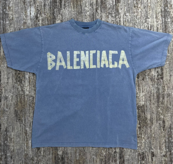 МУЖСКАЯ ФУТБОЛКА BALENCIAGA 