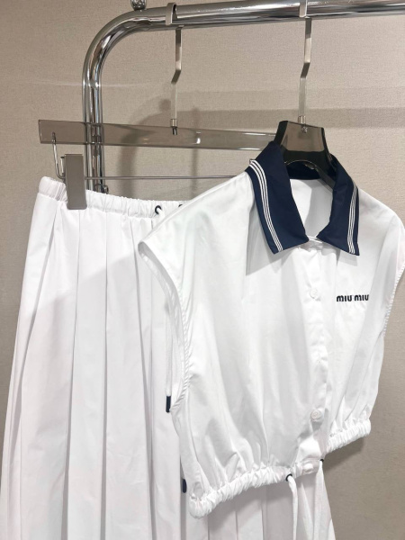 КОСТЮМ MIU MIU  68393 фото анонса