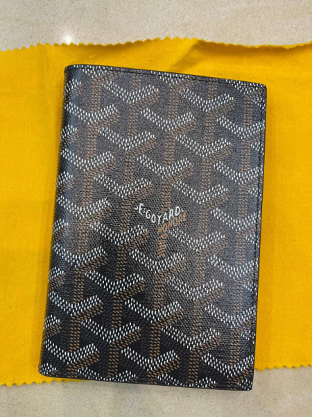 ОБЛОЖКА НА ПАСПОРТ GOYARD 