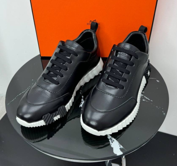 МУЖСКИЕ КРОССОВКИ HERMES 
