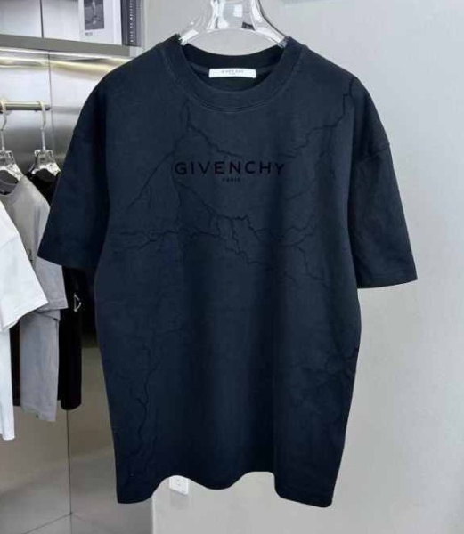 МУЖСКАЯ ФУТБОЛКА GIVENCHY 