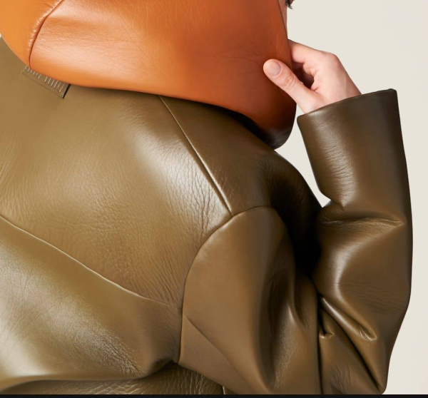 КУРТКА MIU MIU 64952 фото анонса