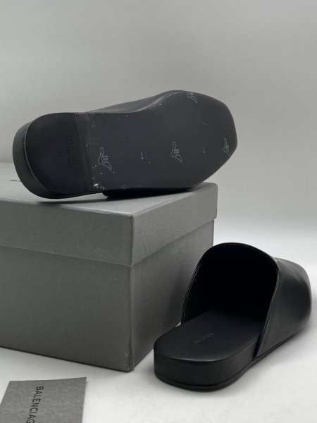 МУЖСКИЕ ШЛЕПКИ BALENCIAGA  77485 фото анонса