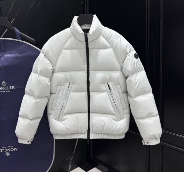 МУЖСКОЙ ПУХОВИК MONCLER 