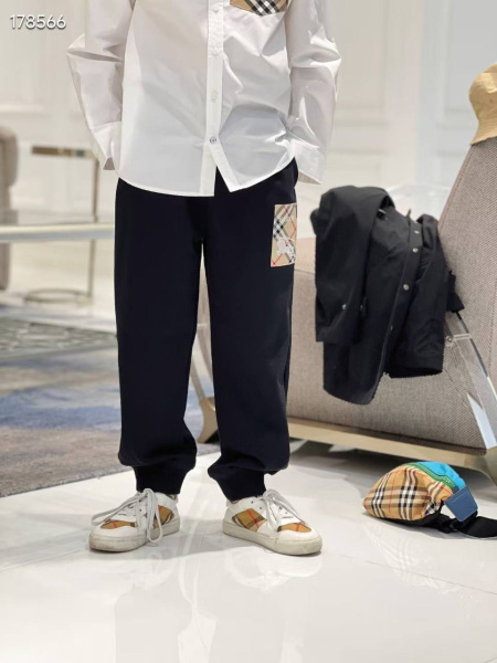 ДЕТСКИЙ КОСТЮМ BURBERRY  74846 фото анонса