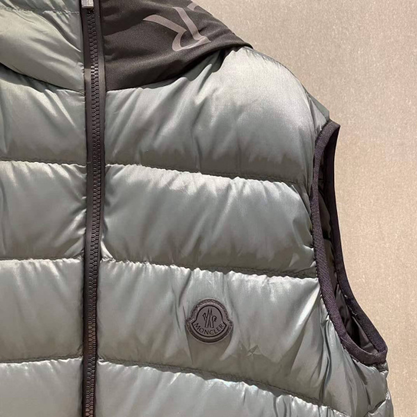 МУЖСКОЙ ЖИЛЕТ MONCLER  70793 фото анонса