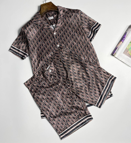 МУЖСКОЙ КОСТЮМ CHRISTIAN DIOR 