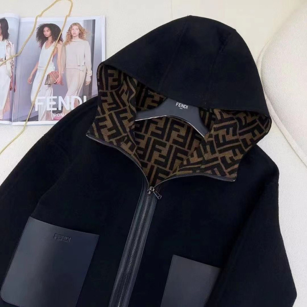 ПАЛЬТО ДВУХСТОРОННЕЕ FENDI 61650 фото анонса