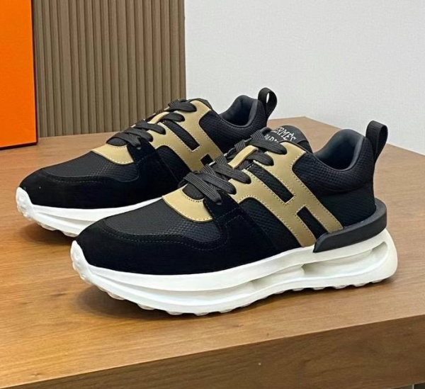 МУЖСКИЕ КРОССОВКИ HERMES 