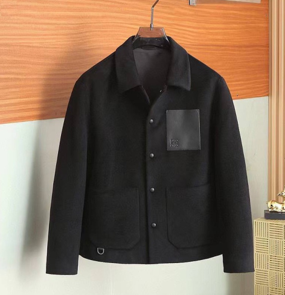 МУЖСКАЯ КУРТКА LOEWE 