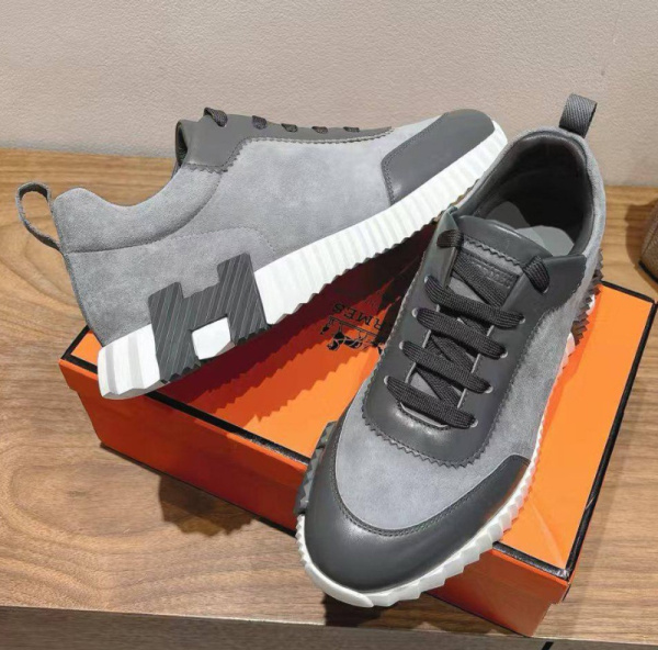 МУЖСКИЕ КРОССОВКИ HERMES 