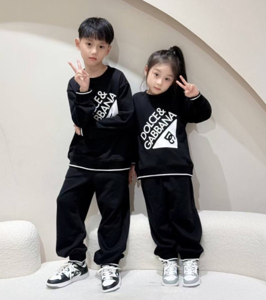 ДЕТСКИЙ КОСТЮМ DOLCE & GABBANA 