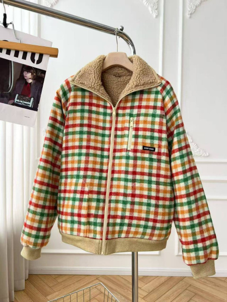 БОМБЕР MIU MIU  81296 фото анонса