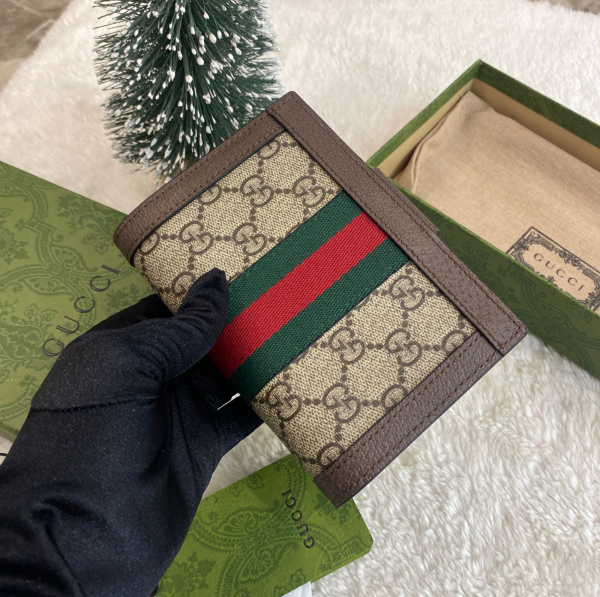 ОБЛОЖКА НА ПАСПОРТ GUCCI 54987 фото анонса